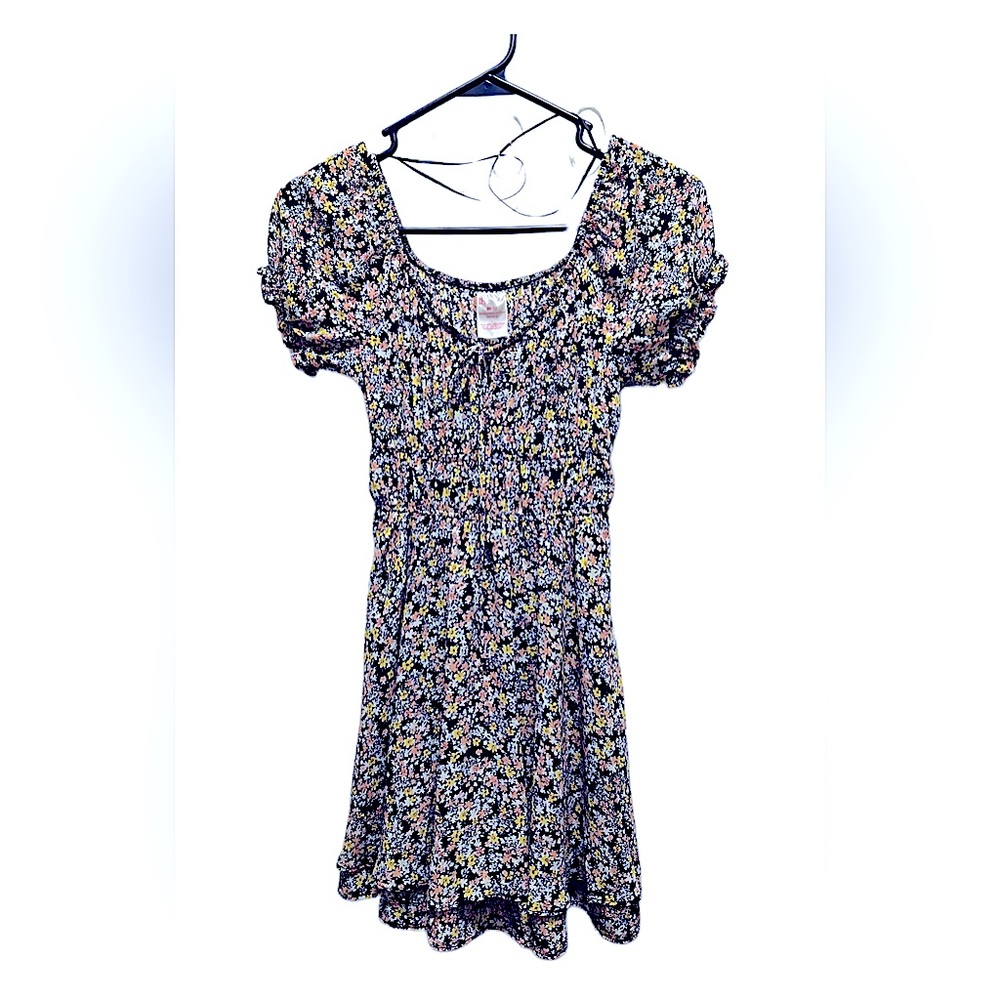 NWT XS NO BOUNDARIES MIDI DRESS